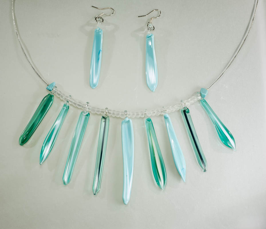Komplet neboplava i tirkizna s prozirnim
